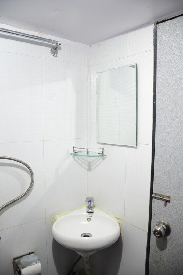 Hotel K.C Residency Bombaj Zewnętrze zdjęcie